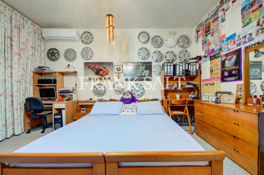 St Julians, 3 Bedrooms Bedrooms, ,3 BathroomsBathrooms,For Sale,FRSA-926091