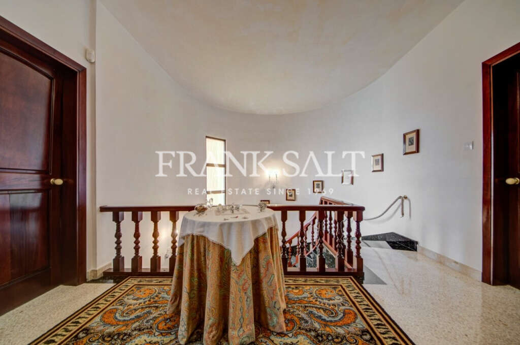 St Julians, 3 Bedrooms Bedrooms, ,3 BathroomsBathrooms,For Sale,FRSA-926091
