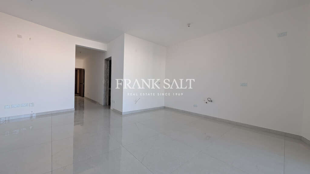 Marsascala, 2 Bedrooms Bedrooms, ,For Sale,FRSA-926557