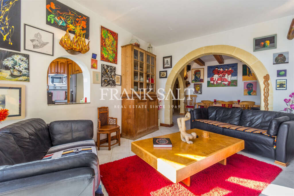 Xaghra, Gozo, 5 Bedrooms Bedrooms, ,1 BathroomBathrooms,For Sale,FRSA-110510