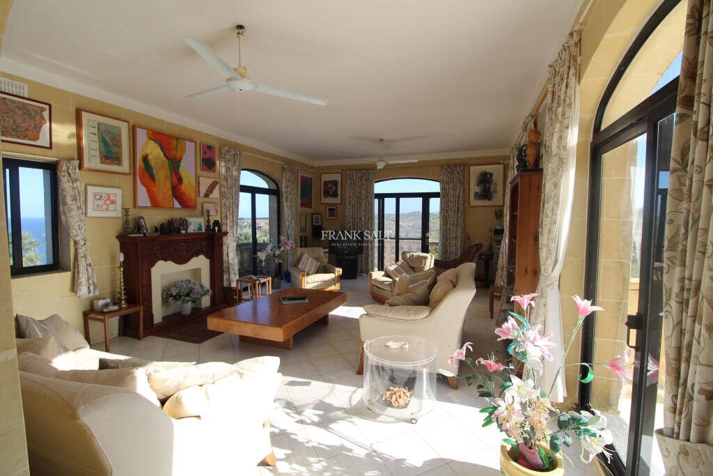 Xaghra, Gozo, 5 Bedrooms Bedrooms, ,1 BathroomBathrooms,For Sale,FRSA-110510