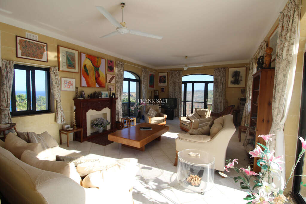 Xaghra, Gozo, 5 Bedrooms Bedrooms, ,1 BathroomBathrooms,For Sale,FRSA-110510