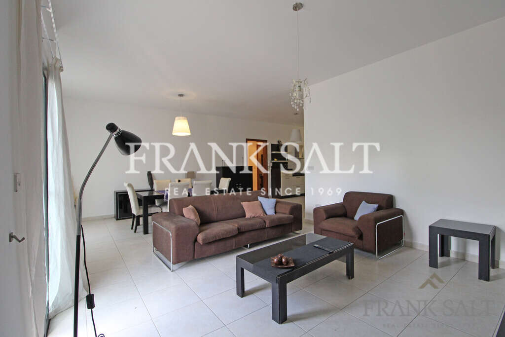 St Julians, 3 Bedrooms Bedrooms, ,1 BathroomBathrooms,For Sale,FRSA-926513