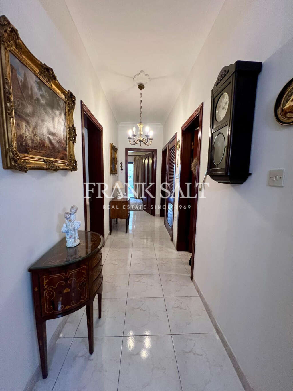 Sliema, 3 Bedrooms Bedrooms, ,1 BathroomBathrooms,For Sale,FRSA-926455