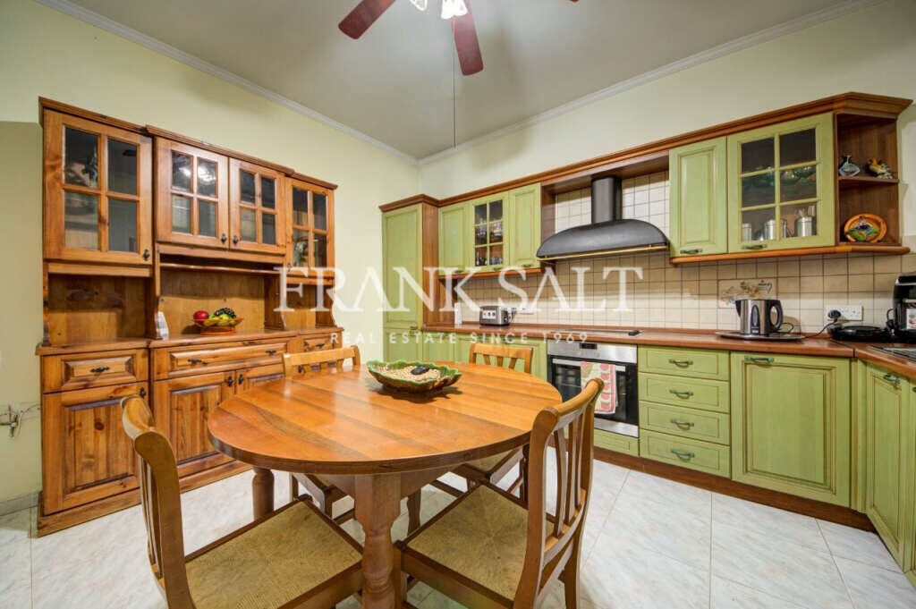 St Pauls Bay, 3 Bedrooms Bedrooms, ,1 BathroomBathrooms,For Sale,FRSA-923184