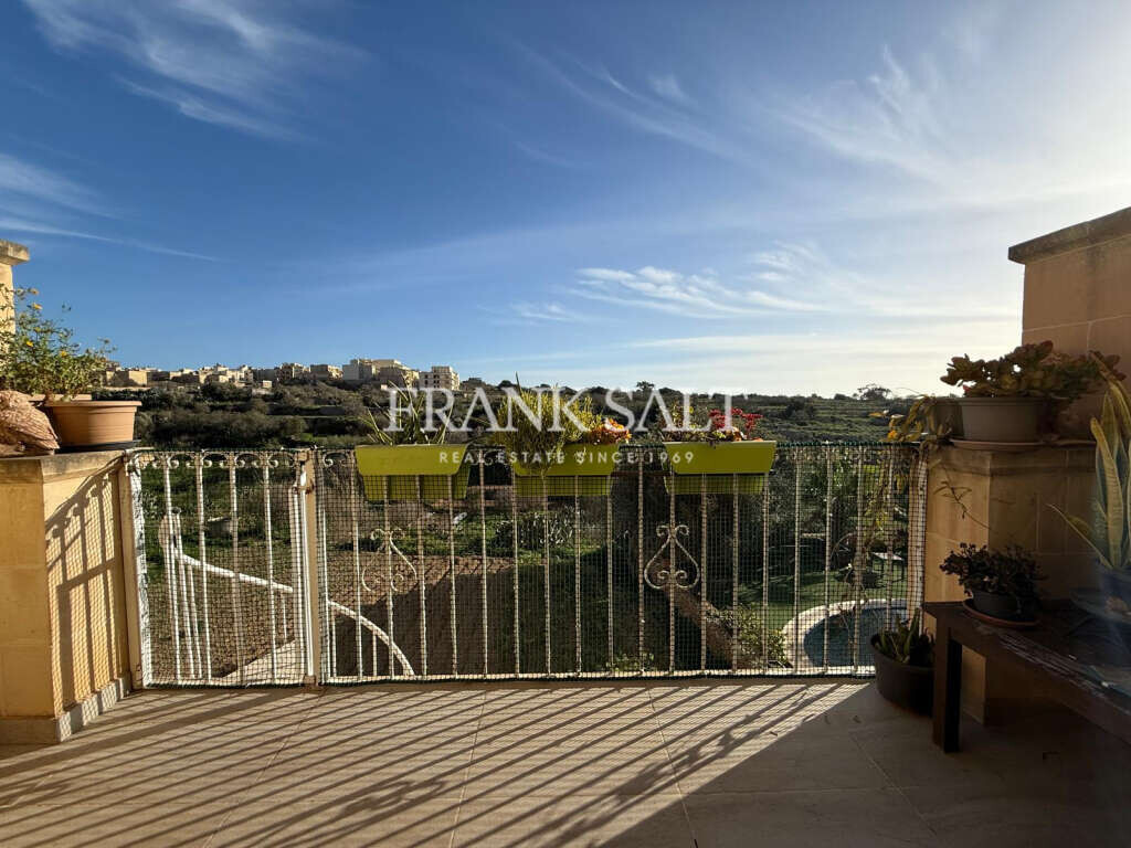 Qala, Gozo, 2 Bedrooms Bedrooms, ,1 BathroomBathrooms,For Sale,FRSA-926445