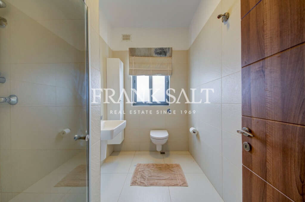Marsascala, 3 Bedrooms Bedrooms, ,2 BathroomsBathrooms,For Sale,FRSA-926189