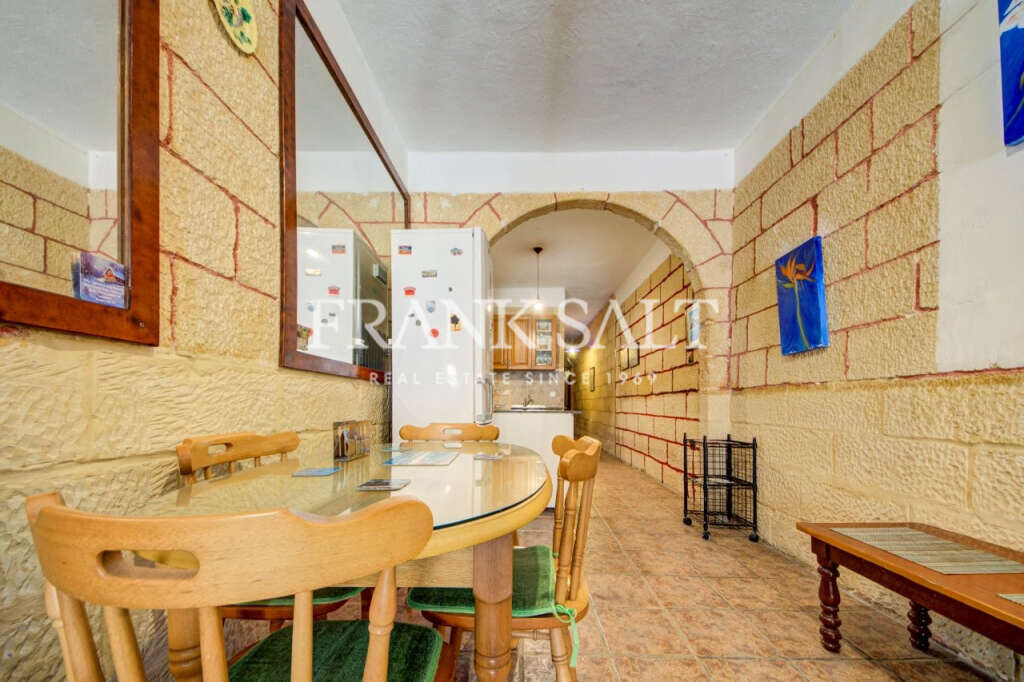 St Pauls Bay, 3 Bedrooms Bedrooms, ,2 BathroomsBathrooms,For Sale,FRSA-925581