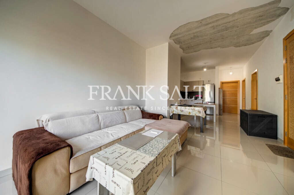 Bugibba, 2 Bedrooms Bedrooms, ,1 BathroomBathrooms,For Sale,FRSA-925577