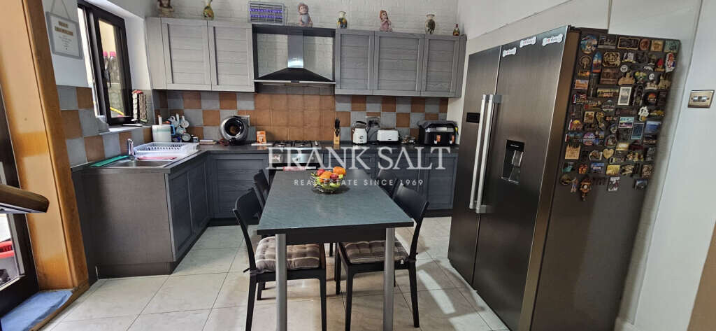 Zabbar, 2 Bedrooms Bedrooms, ,1 BathroomBathrooms,For Sale,FRSA-924766