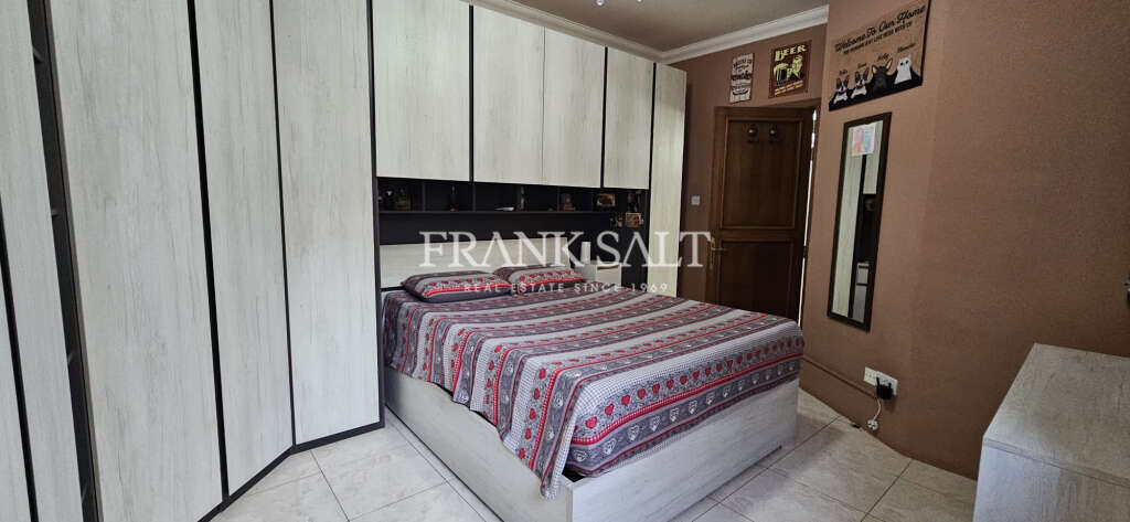 Zabbar, 2 Bedrooms Bedrooms, ,1 BathroomBathrooms,For Sale,FRSA-924766