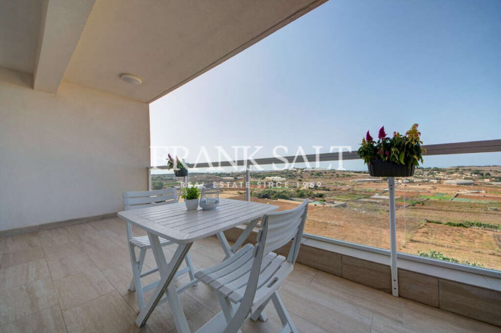 Mgarr, 3 Bedrooms Bedrooms, ,1 BathroomBathrooms,For Sale,FRSA-921093