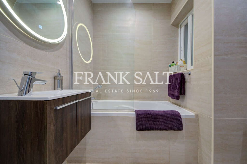 Mgarr, 3 Bedrooms Bedrooms, ,1 BathroomBathrooms,For Sale,FRSA-921093