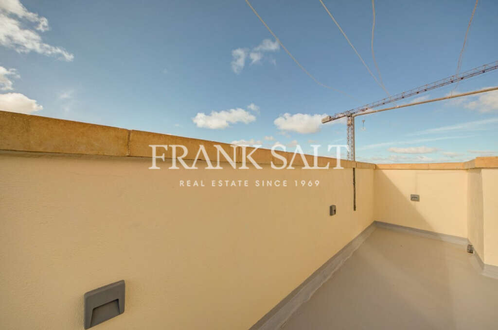 Xaghra, Gozo, 3 Bedrooms Bedrooms, ,1 BathroomBathrooms,For Sale,FRSA-925659