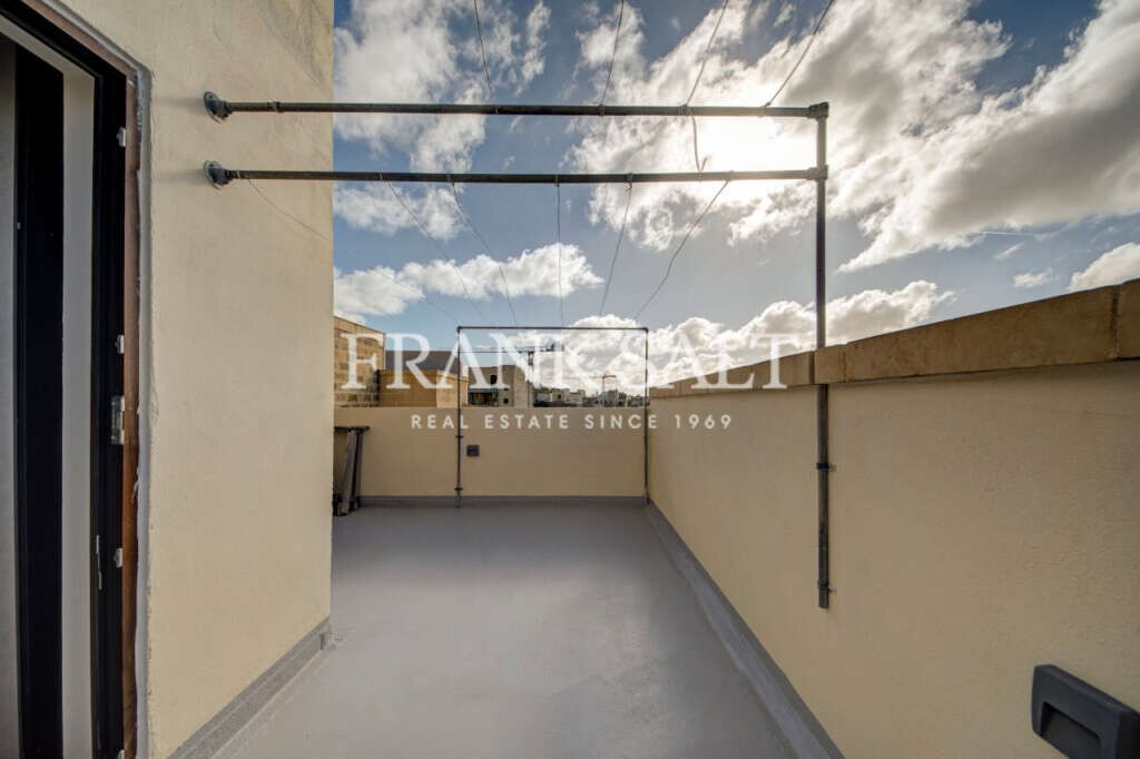 Xaghra, Gozo, 3 Bedrooms Bedrooms, ,1 BathroomBathrooms,For Sale,FRSA-925659