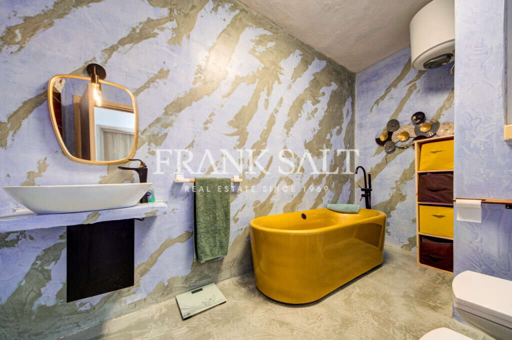 Xaghra, Gozo, 3 Bedrooms Bedrooms, ,1 BathroomBathrooms,For Sale,FRSA-925659