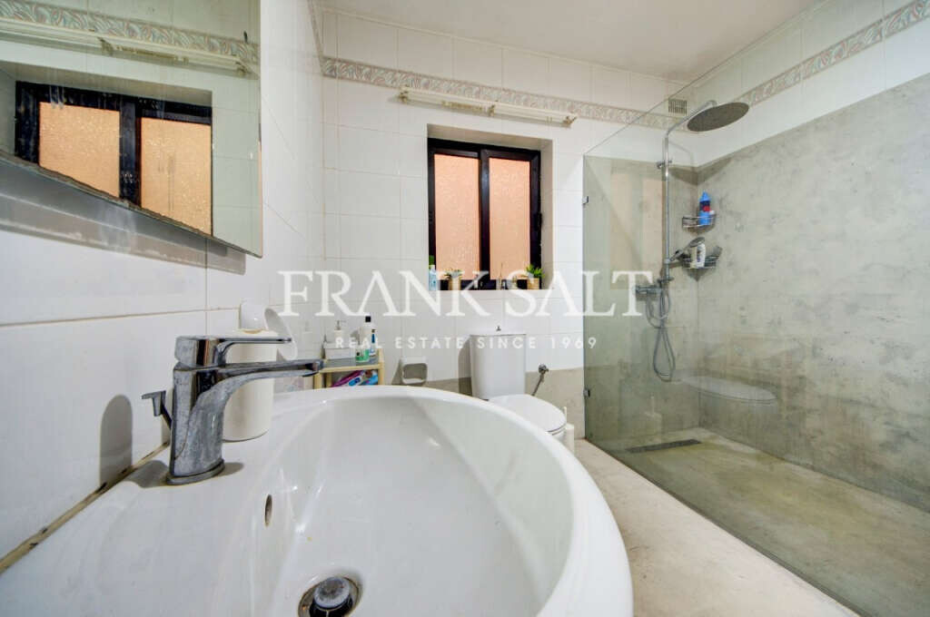 St Pauls Bay, 2 Bedrooms Bedrooms, ,For Sale,FRSA-925869