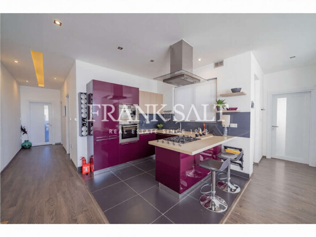 Zabbar, 3 Bedrooms Bedrooms, ,2 BathroomsBathrooms,For Sale,FRSA-926196