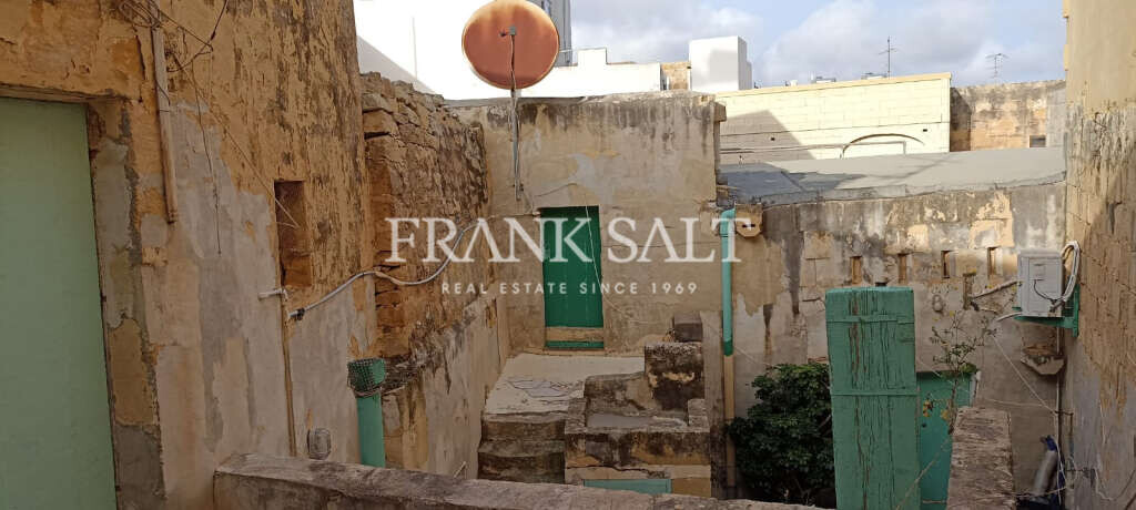 Zurrieq, 3 Bedrooms Bedrooms, ,2 BathroomsBathrooms,For Sale,FRSA-926145