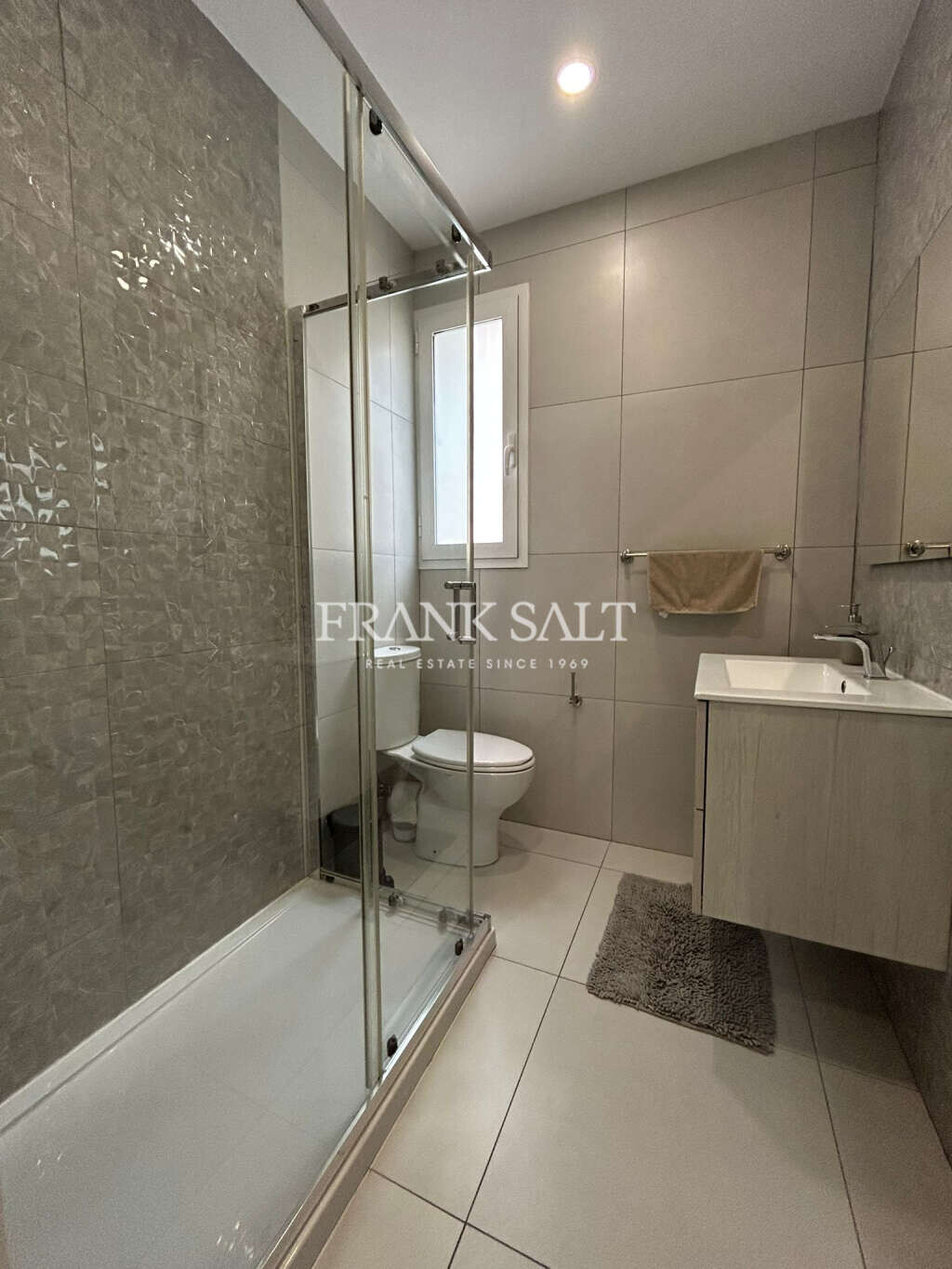 Bahar ic-Caghaq, 3 Bedrooms Bedrooms, ,3 BathroomsBathrooms,For Sale,FRSA-926325