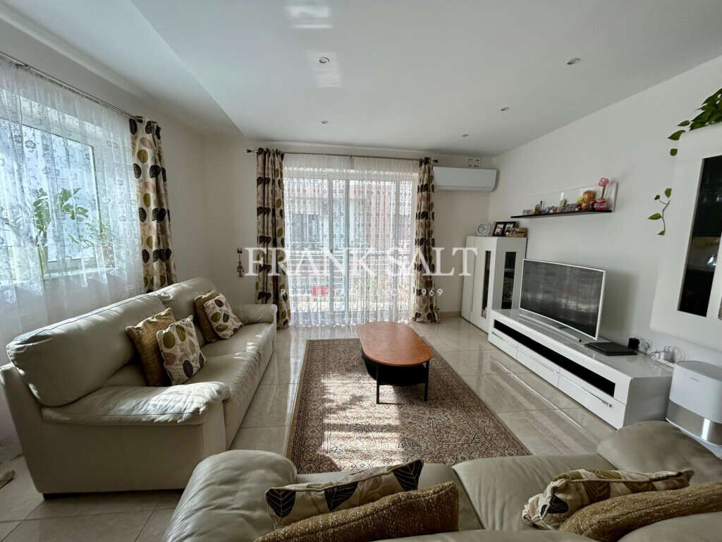 Balzan, 3 Bedrooms Bedrooms, ,2 BathroomsBathrooms,For Sale,FRSA-926265