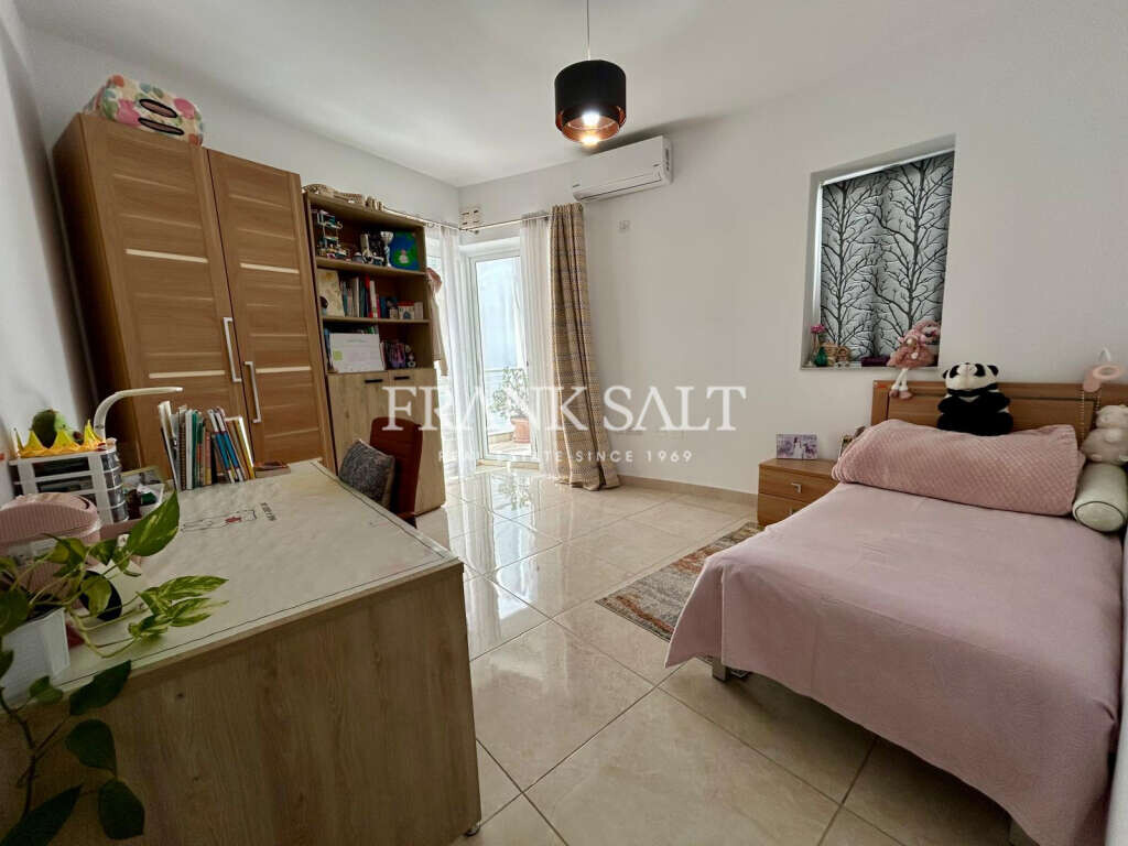 Balzan, 3 Bedrooms Bedrooms, ,2 BathroomsBathrooms,For Sale,FRSA-926265