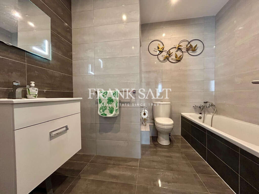 Balzan, 3 Bedrooms Bedrooms, ,2 BathroomsBathrooms,For Sale,FRSA-926265