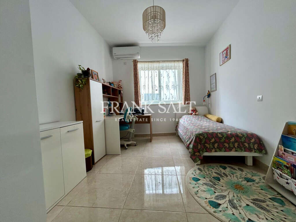 Balzan, 3 Bedrooms Bedrooms, ,2 BathroomsBathrooms,For Sale,FRSA-926265