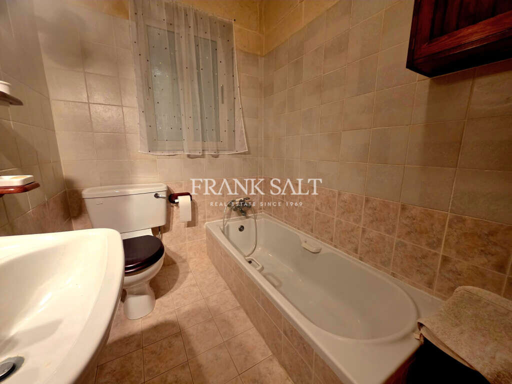 Qala, Gozo, 2 Bedrooms Bedrooms, ,1 BathroomBathrooms,For Sale,FRSA-926358