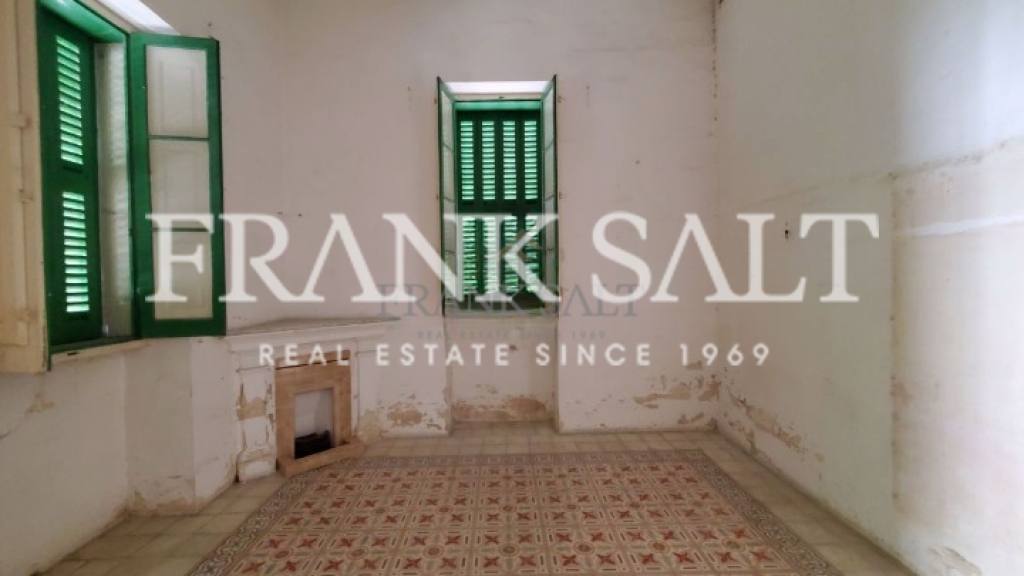 Sliema, 3 Bedrooms Bedrooms, ,4 BathroomsBathrooms,For Sale,FRSA-926094