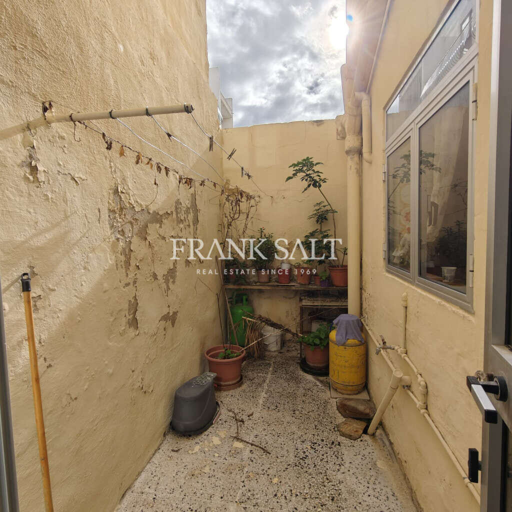 Msida, 3 Bedrooms Bedrooms, ,2 BathroomsBathrooms,For Sale,FRSA-925115