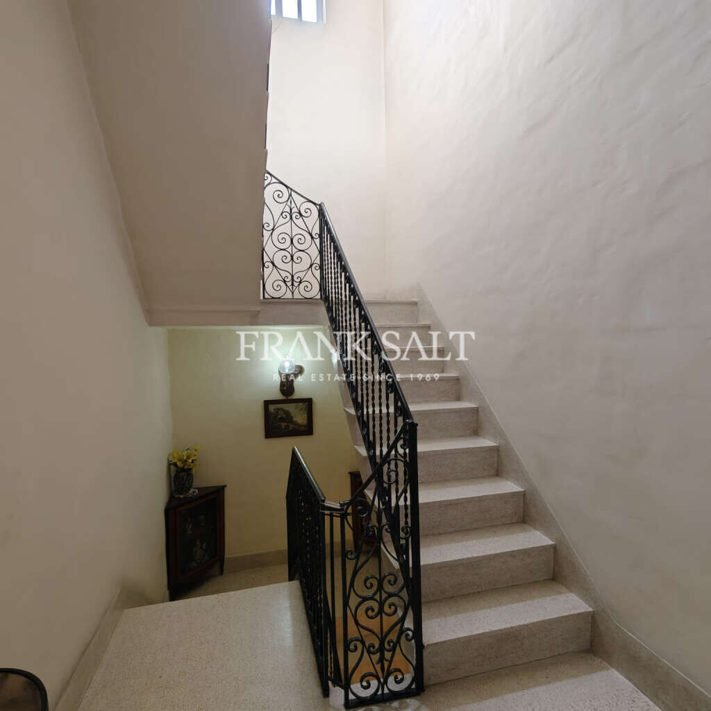 Msida, 3 Bedrooms Bedrooms, ,2 BathroomsBathrooms,For Sale,FRSA-925115