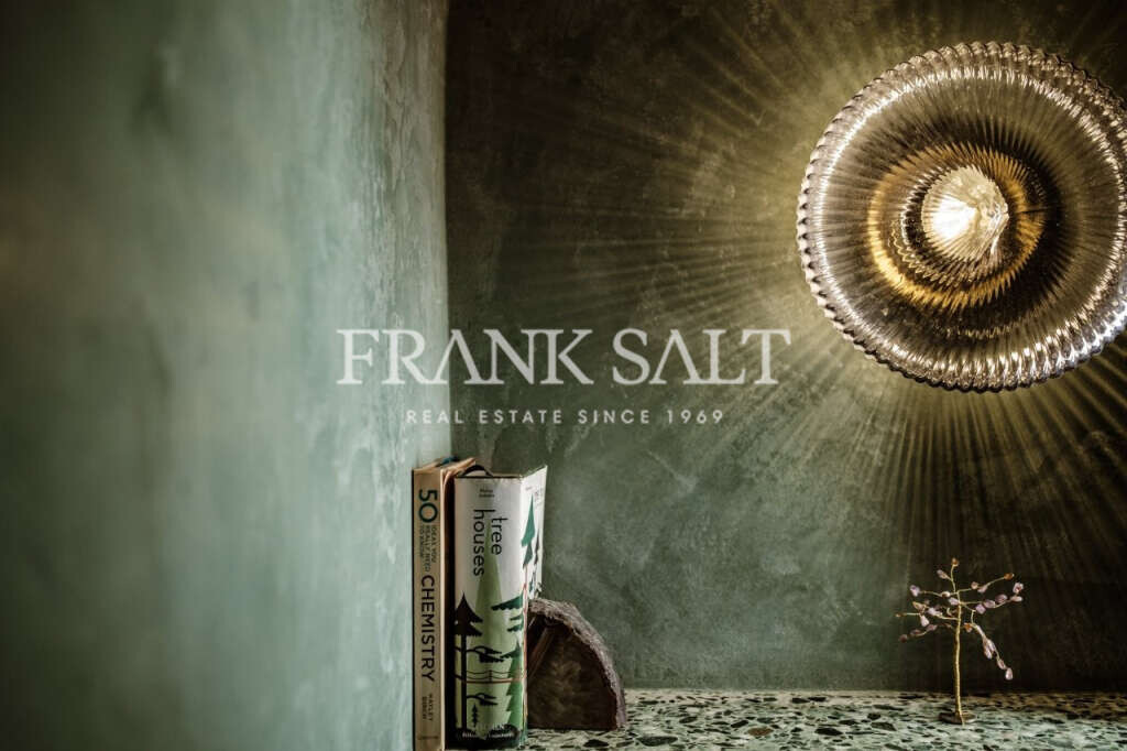 Gwardamangia, 3 Bedrooms Bedrooms, ,3 BathroomsBathrooms,For Sale,FRSA-922953