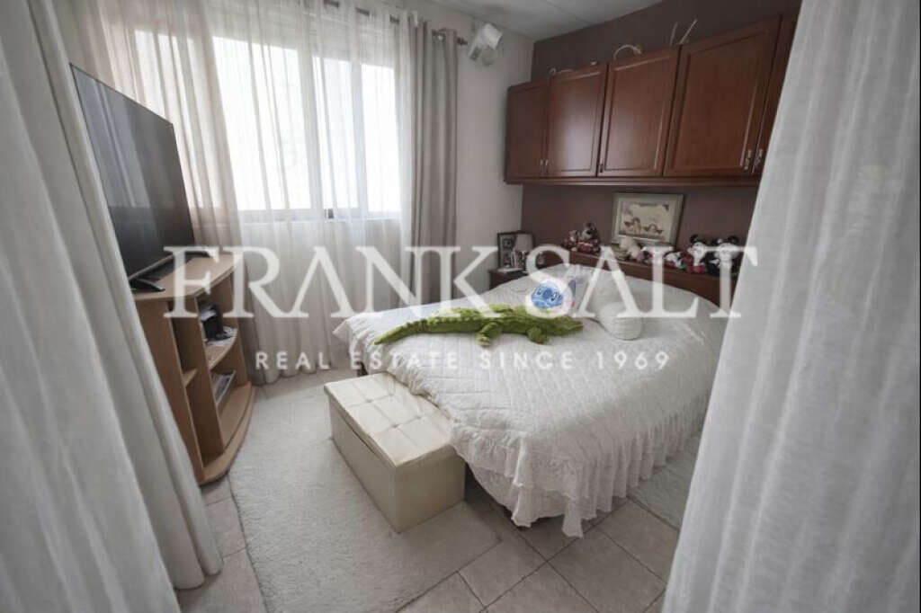Hamrun, 3 Bedrooms Bedrooms, ,2 BathroomsBathrooms,For Sale,FRSA-924609
