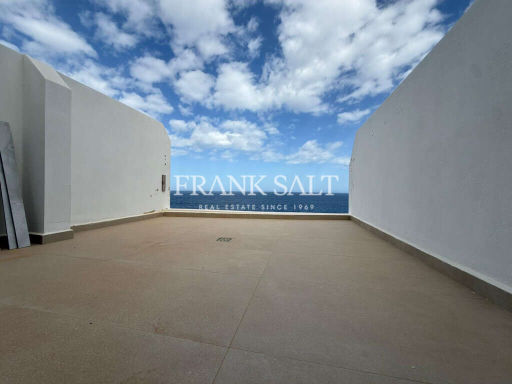 Marsalforn, Gozo, 3 Bedrooms Bedrooms, ,1 BathroomBathrooms,For Sale,FRSA-925729