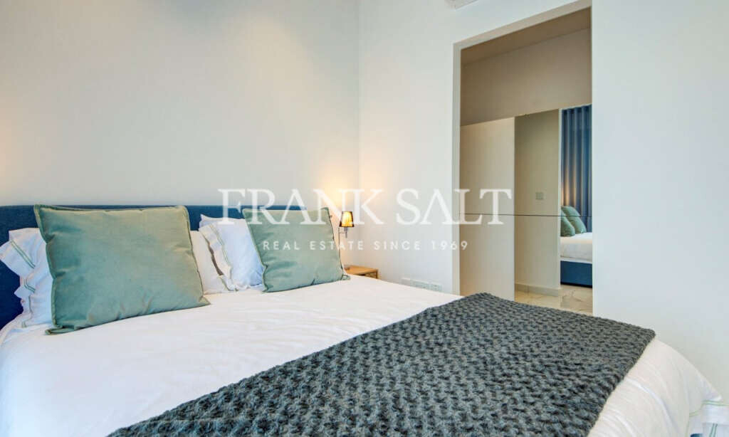 Mellieha, 2 Bedrooms Bedrooms, ,For Sale,FRSA-925852