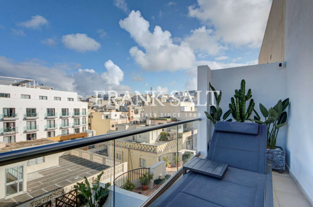 Mellieha, 2 Bedrooms Bedrooms, ,For Sale,FRSA-925852