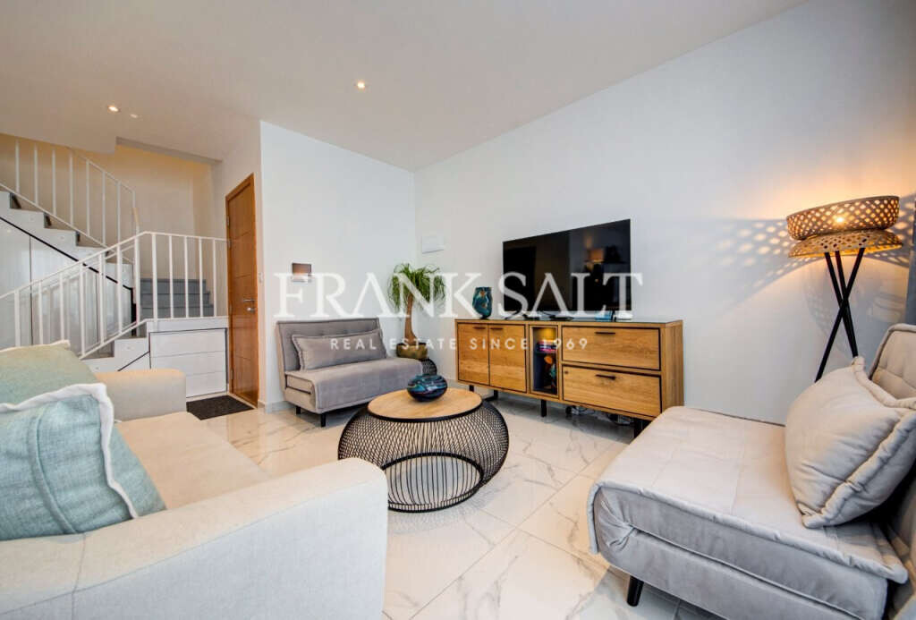 Mellieha, 2 Bedrooms Bedrooms, ,For Sale,FRSA-925852