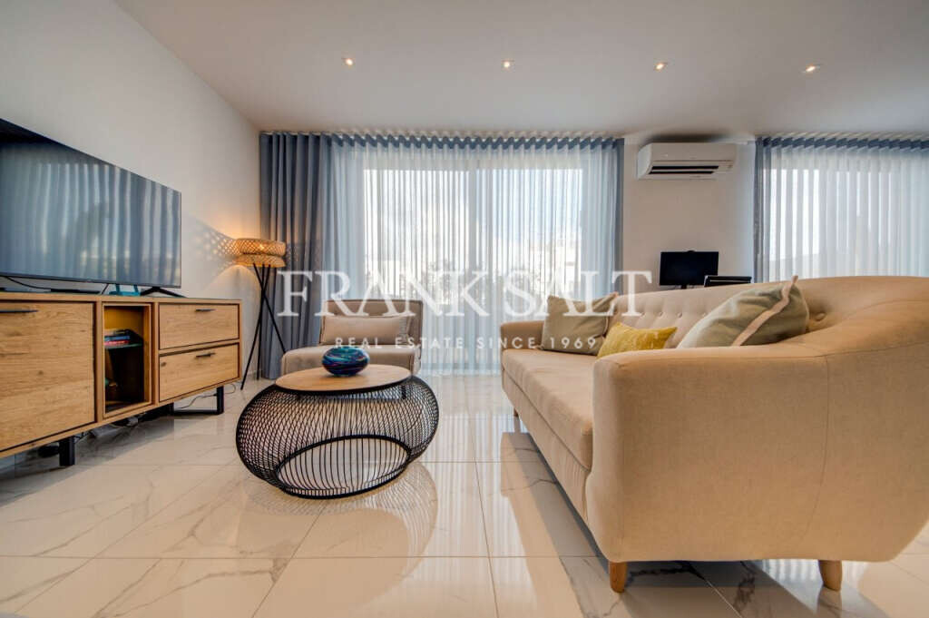 Mellieha, 2 Bedrooms Bedrooms, ,For Sale,FRSA-925852