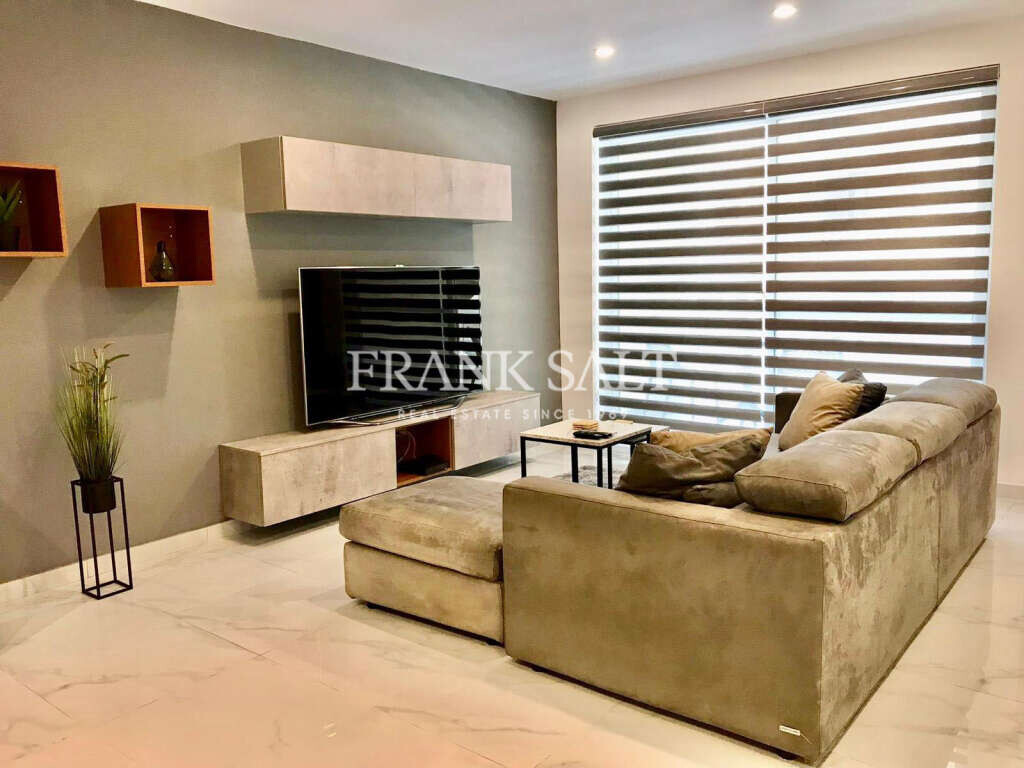 Swieqi, 3 Bedrooms Bedrooms, ,2 BathroomsBathrooms,For Sale,FRSA-925917