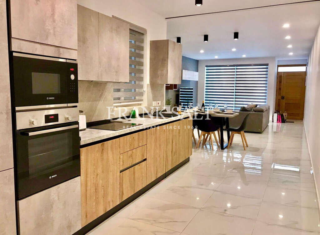 Swieqi, 3 Bedrooms Bedrooms, ,2 BathroomsBathrooms,For Sale,FRSA-925917