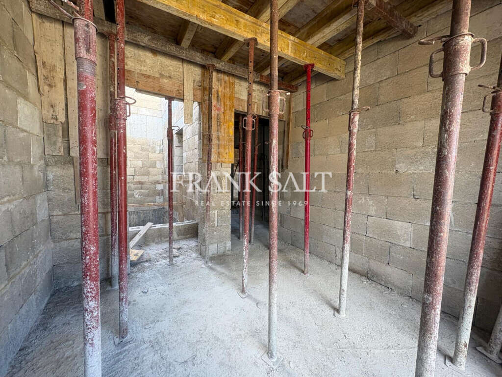 Fgura, 2 Bedrooms Bedrooms, ,1 BathroomBathrooms,For Sale,FRSA-926122