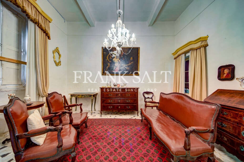Sliema, 4 Bedrooms Bedrooms, ,3 BathroomsBathrooms,For Sale,FRSA-926199