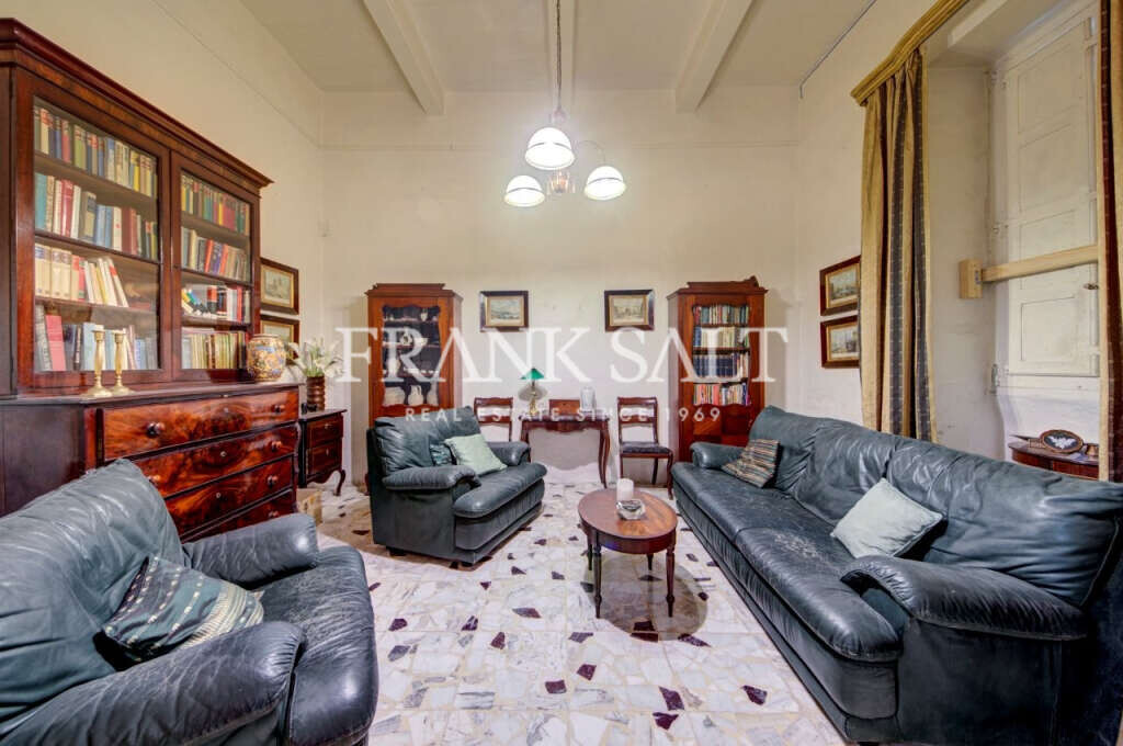 Sliema, 4 Bedrooms Bedrooms, ,3 BathroomsBathrooms,For Sale,FRSA-926199