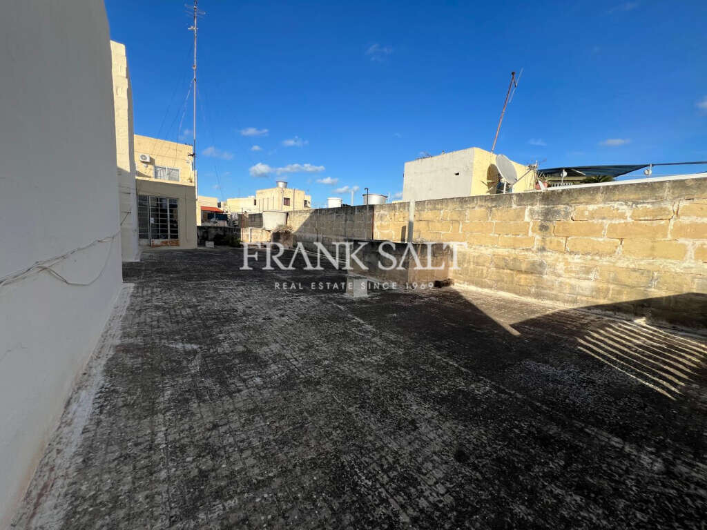 Marsa, 3 Bedrooms Bedrooms, ,3 BathroomsBathrooms,For Sale,FRSA-926188