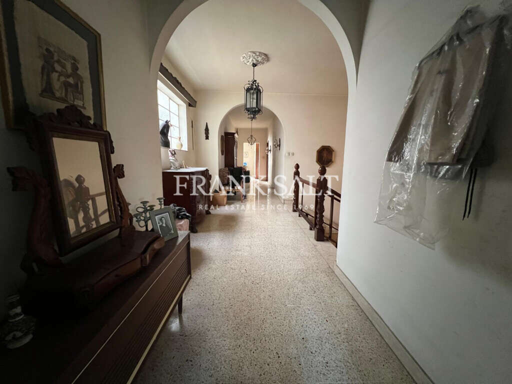 Marsa, 3 Bedrooms Bedrooms, ,3 BathroomsBathrooms,For Sale,FRSA-926188