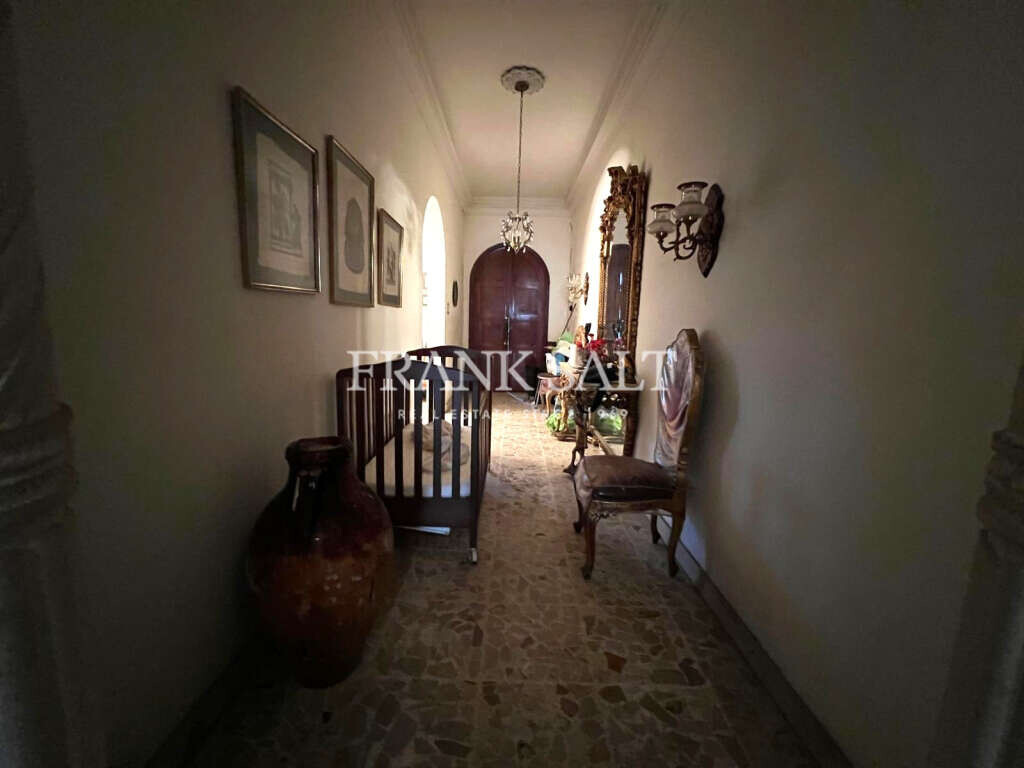 Marsa, 3 Bedrooms Bedrooms, ,3 BathroomsBathrooms,For Sale,FRSA-926188