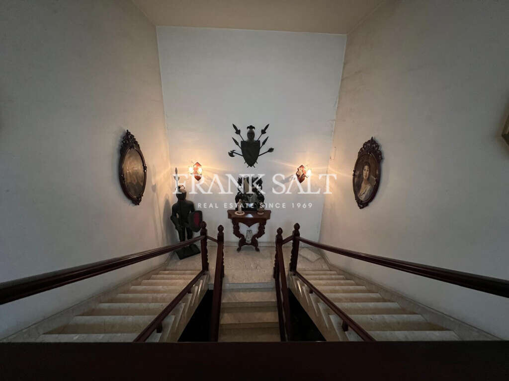 Marsa, 3 Bedrooms Bedrooms, ,3 BathroomsBathrooms,For Sale,FRSA-926188