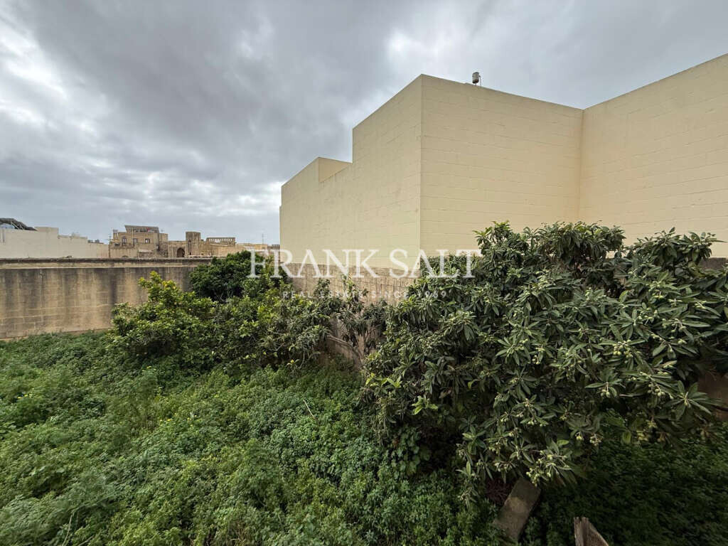 Victoria, Gozo, 4 Bedrooms Bedrooms, ,1 BathroomBathrooms,For Sale,FRSA-925109