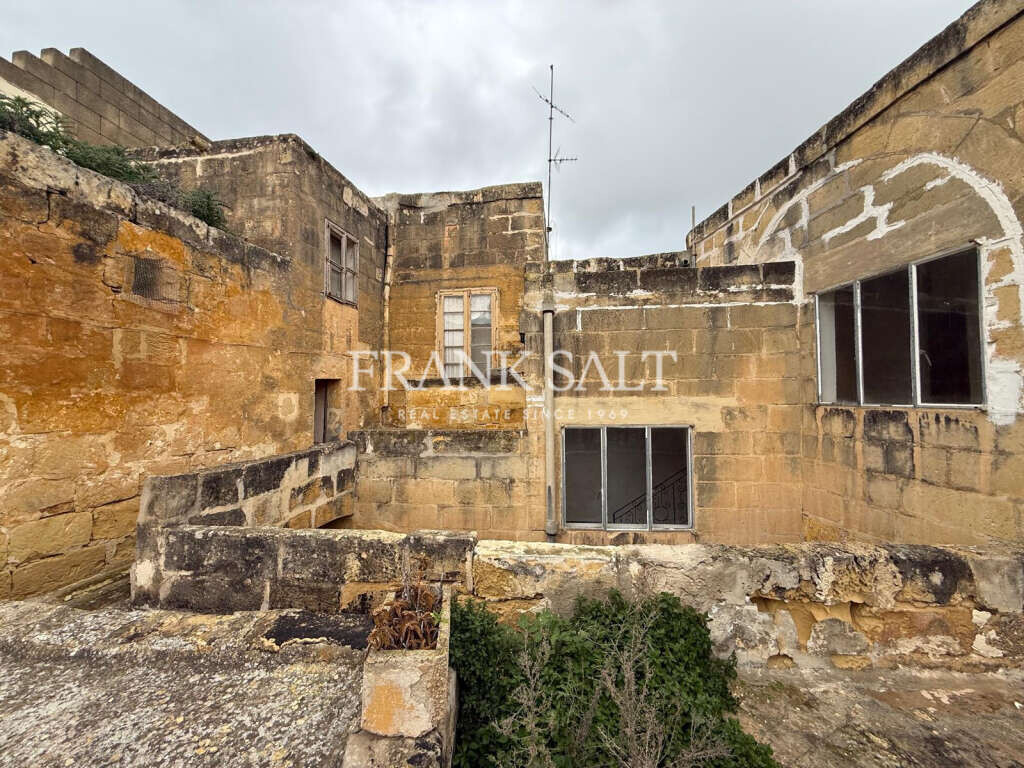 Victoria, Gozo, 4 Bedrooms Bedrooms, ,1 BathroomBathrooms,For Sale,FRSA-925109